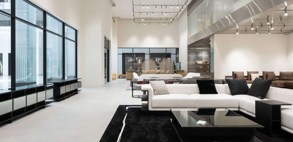 1920 x 925_pix__Fendi__1